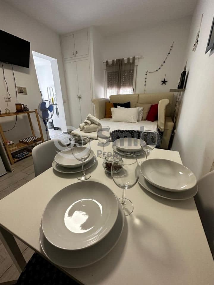 1 bedroom Flat for sale in Arona with pool garage - € 160,000 (Ref: 9460748)