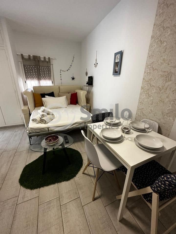 1 bedroom Flat for sale in Arona with pool garage - € 160,000 (Ref: 9460748)