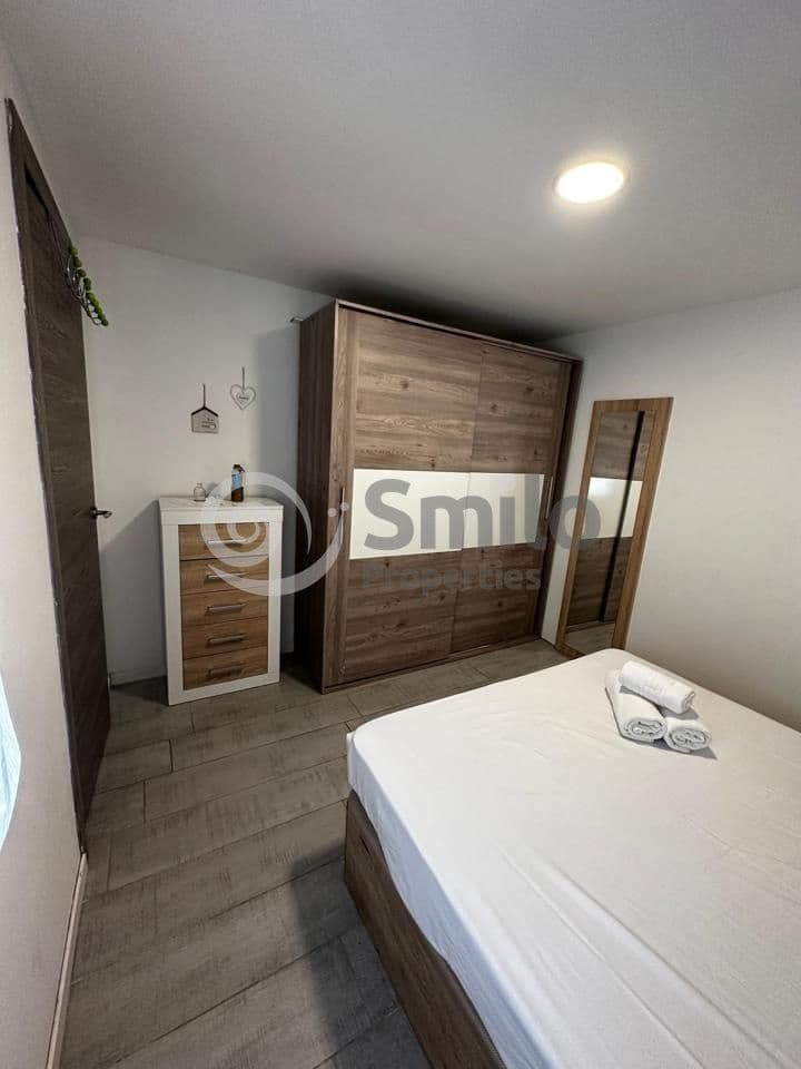 1 bedroom Flat for sale in Arona with pool garage - € 160,000 (Ref: 9460748)