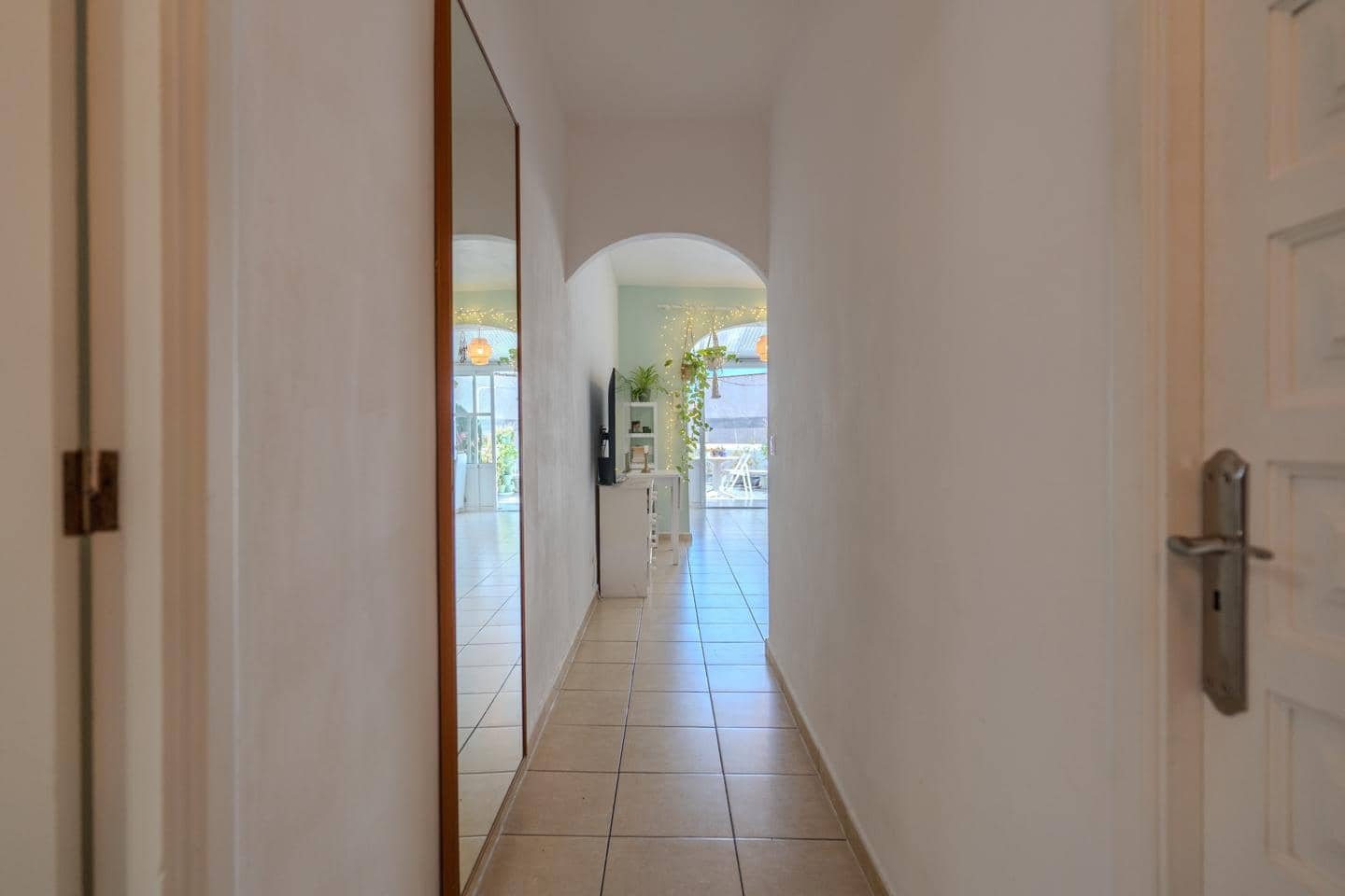 2 sovrum Lägenhet till salu i Arona med pool - 257 000 € (Ref: 9470003)