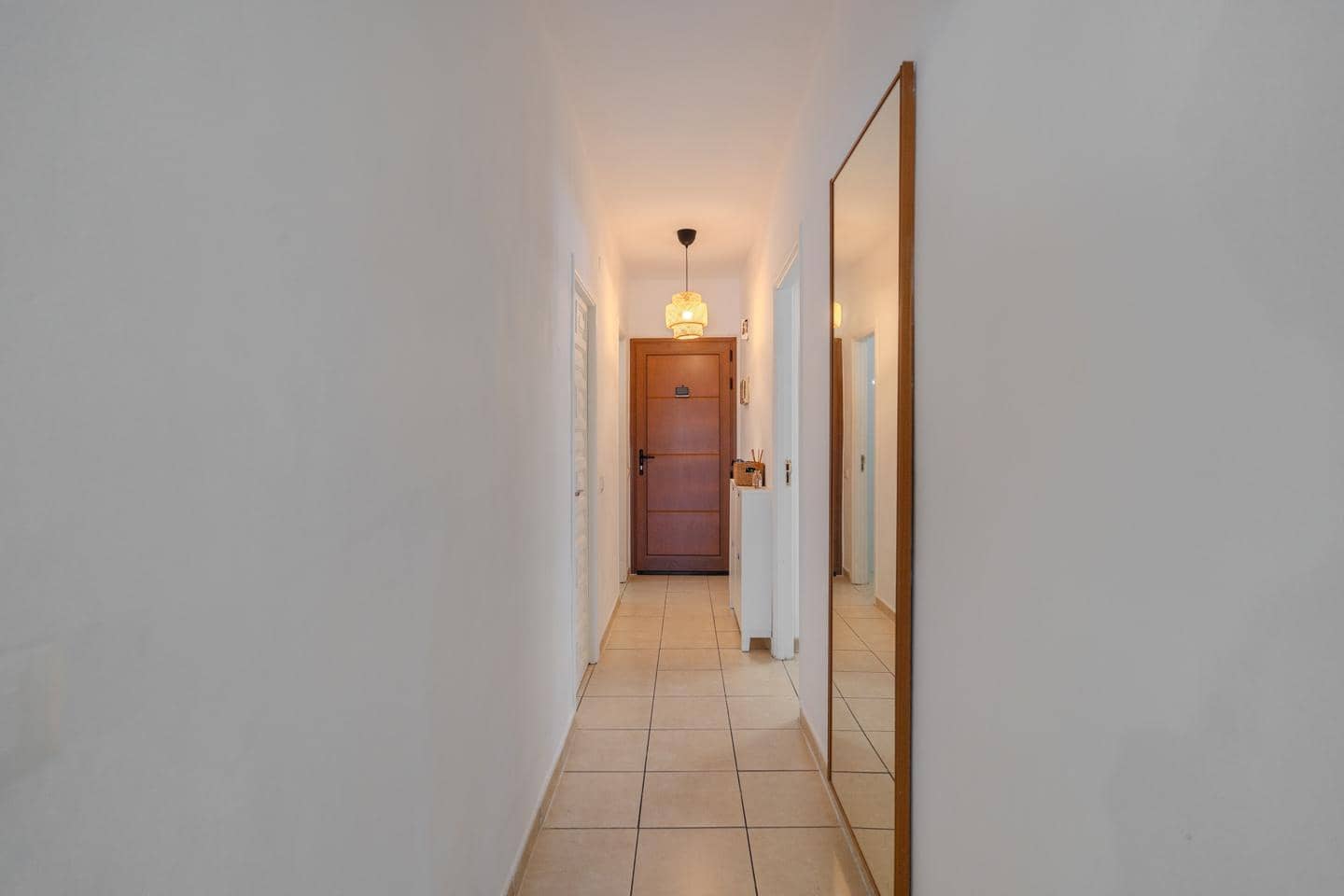 2 sovrum Lägenhet till salu i Arona med pool - 257 000 € (Ref: 9470003)