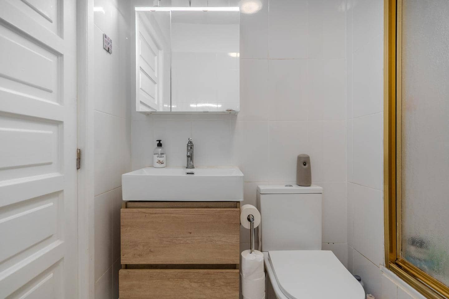 2 sovrum Lägenhet till salu i Arona med pool - 257 000 € (Ref: 9470003)