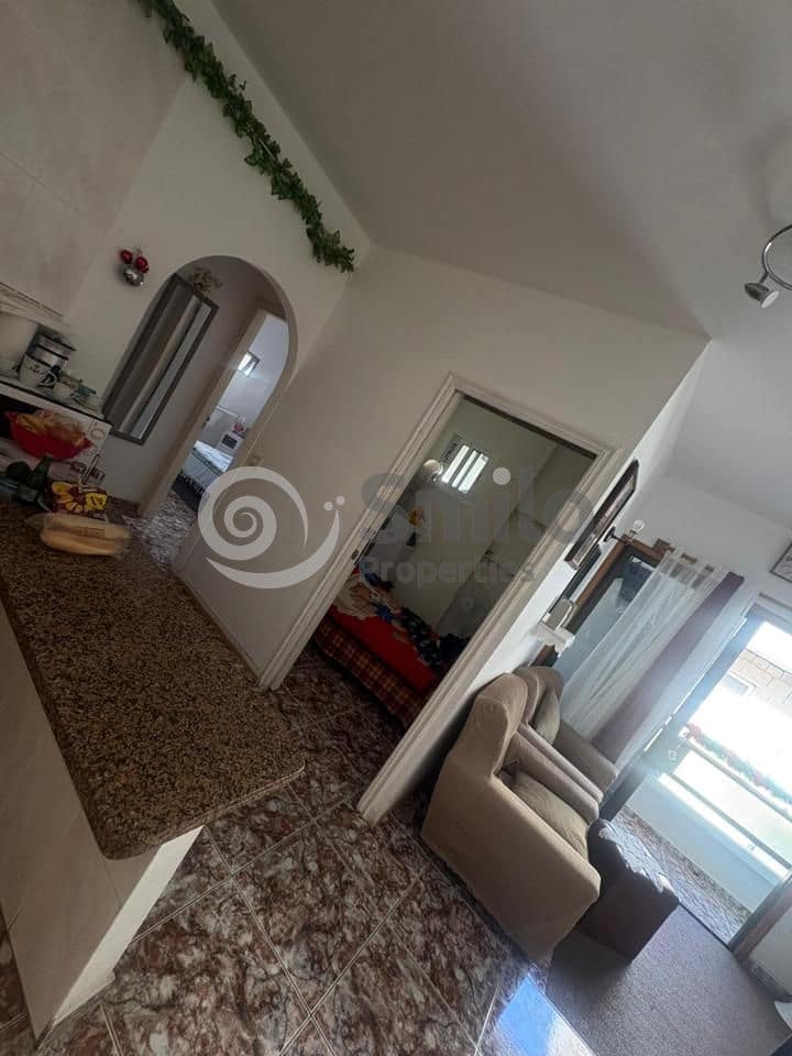 2 sovrum Lägenhet att hyra i Arona - 990 € (Ref: 9470059)