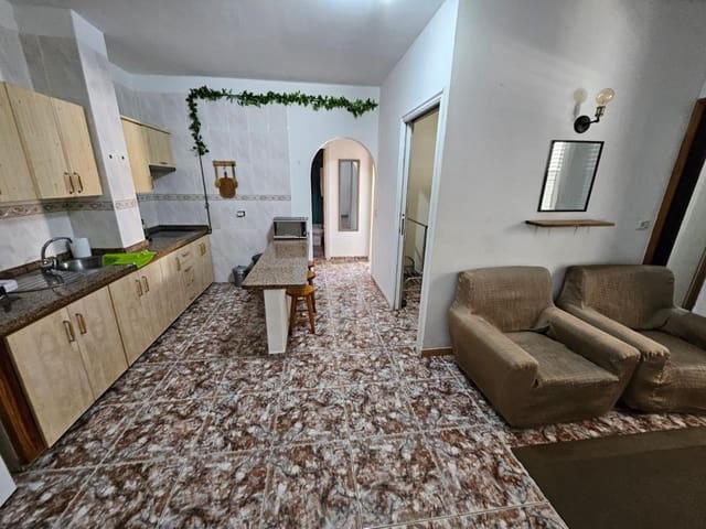 2 soveværelse Lejlighed til leje i El Fraile, Arona - € 990 (Ref: 9470059)