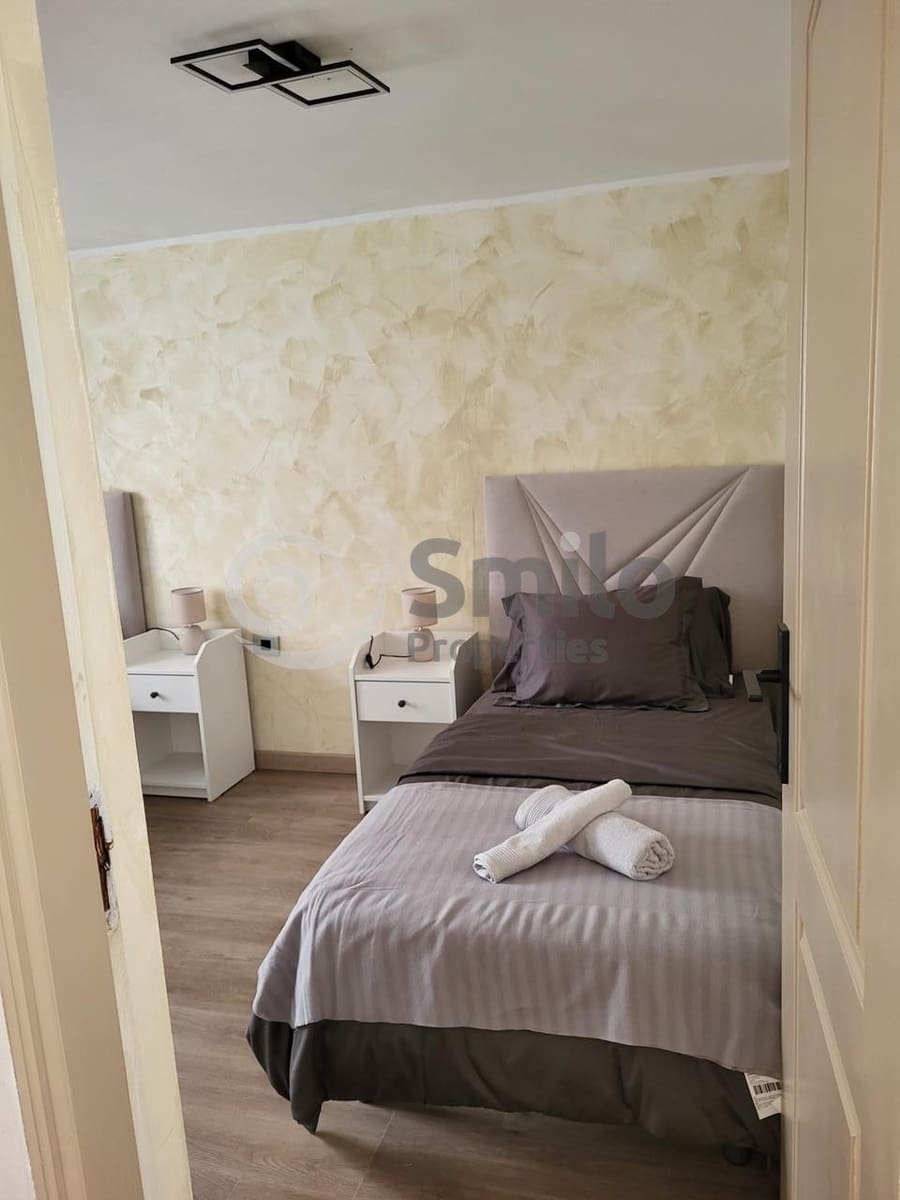 3 bedroom Villa for sale in Arico - € 345,000 (Ref: 9475665)