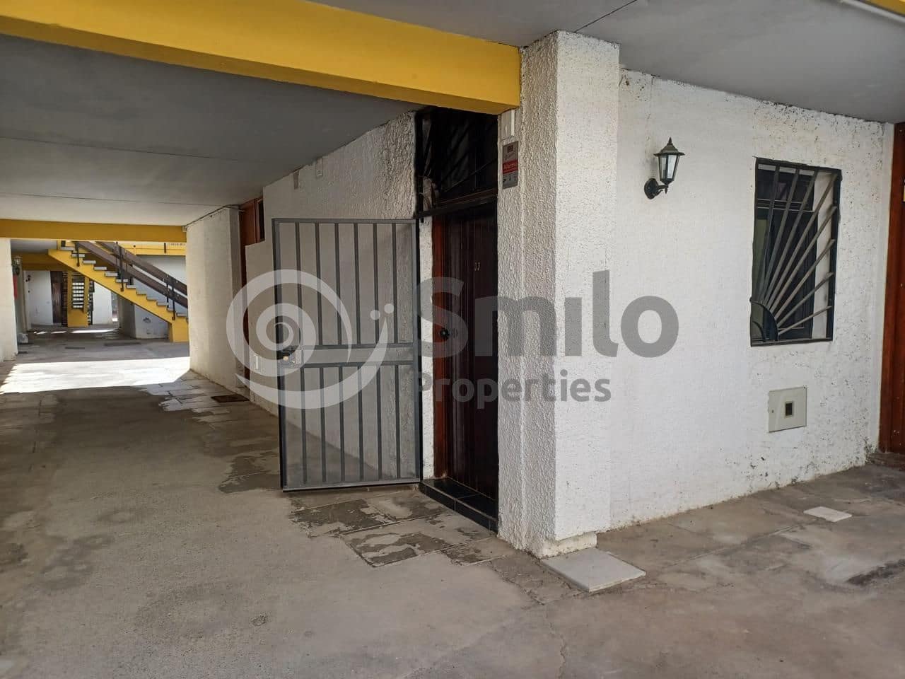 Asunto vuokrattavana paikassa Arona mukana uima-altaan 
autotalli - 900 € (Ref: 9495384)