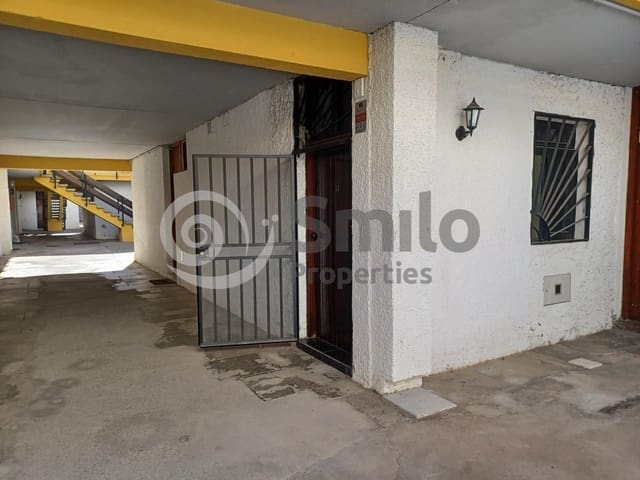 Asunto vuokrattavana paikassa Costa del Silencio, Arona mukana uima-altaan 
autotalli - 900 € (Ref: 9495384)