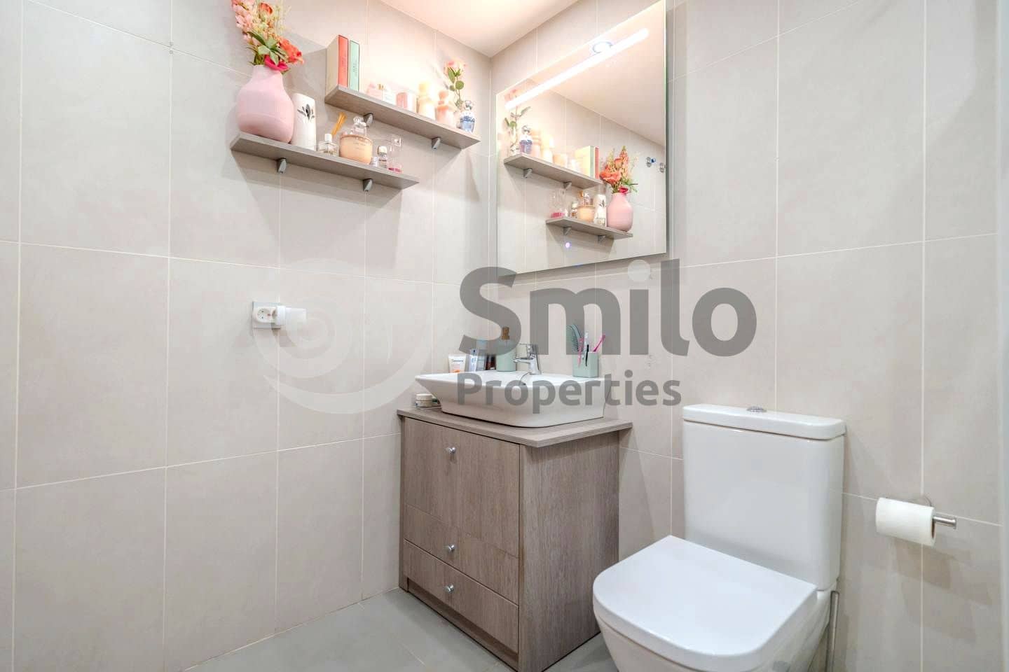 2 bedroom Flat for sale in Granadilla de Abona with pool garage - € 345,000 (Ref: 9543453)