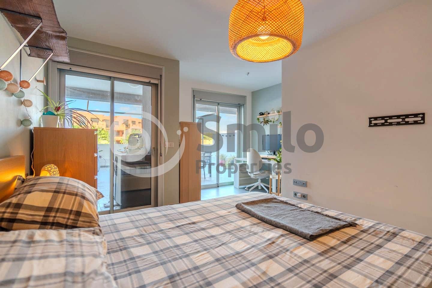 2 bedroom Flat for sale in Granadilla de Abona with pool garage - € 345,000 (Ref: 9543453)