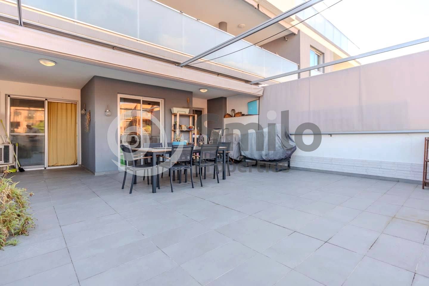 2 bedroom Flat for sale in Granadilla de Abona with pool garage - € 345,000 (Ref: 9543453)