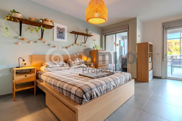 2 bedroom Flat for sale in Granadilla de Abona with pool garage - € 345,000 (Ref: 9543453)