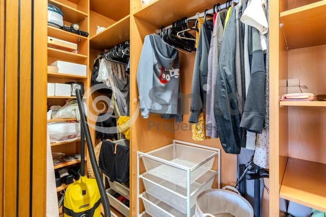 2 bedroom Flat for sale in Granadilla de Abona with pool garage - € 345,000 (Ref: 9543453)