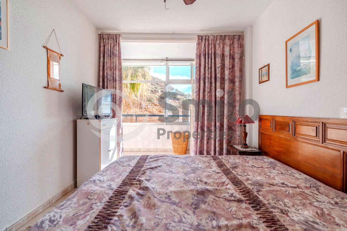 1 sovrum Lägenhet till salu i Arona med pool - 220 000 € (Ref: 9552658)