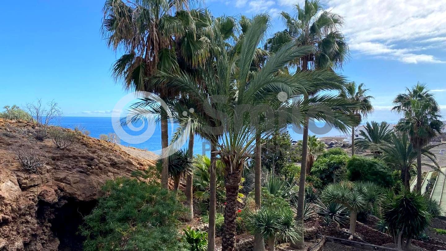 1 sovrum Lägenhet till salu i Arona med pool - 220 000 € (Ref: 9552658)