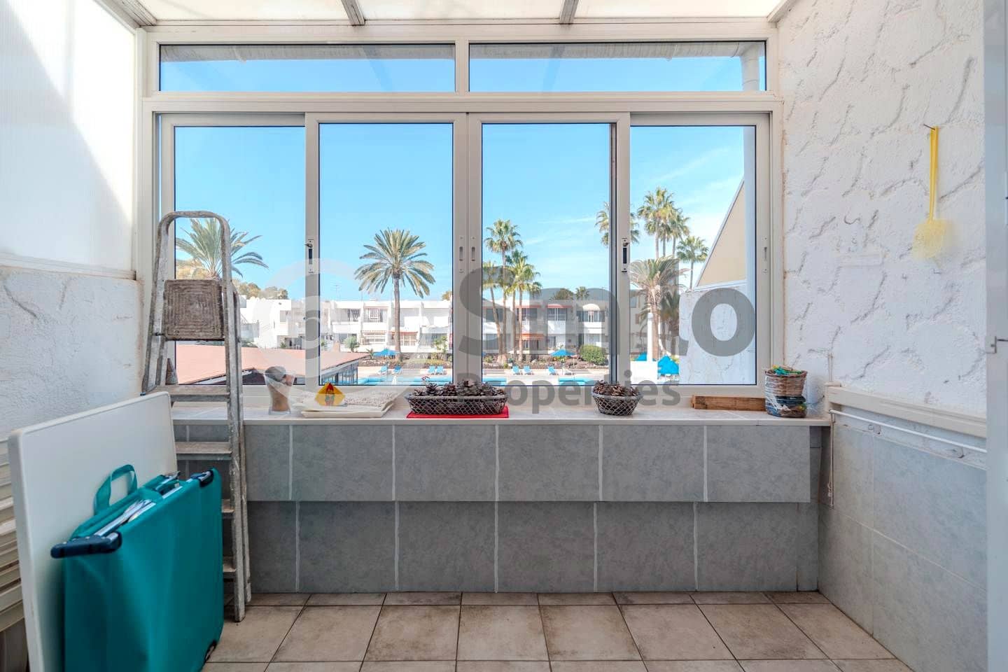 Lejlighed til salg i Arona med swimmingpool - € 99.900 (Ref: 9552659)