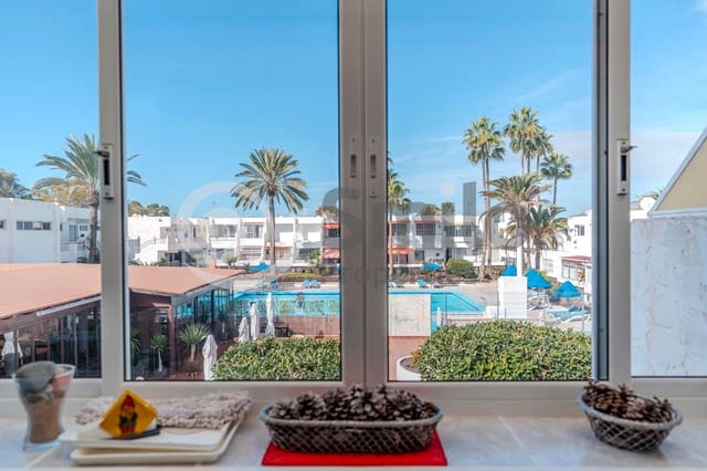 Appartamento in vendita in Costa del Silencio, Arona con piscina - 99.900 € (Rif: 9552659)