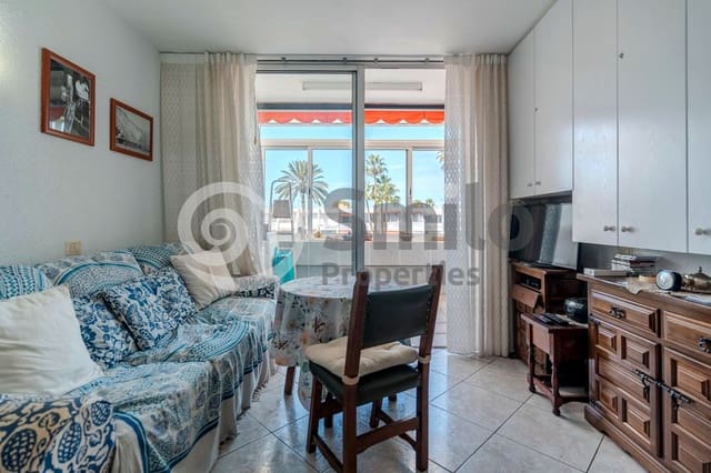 Appartamento in vendita in Costa del Silencio, Arona con piscina - 99.900 € (Rif: 9552659)