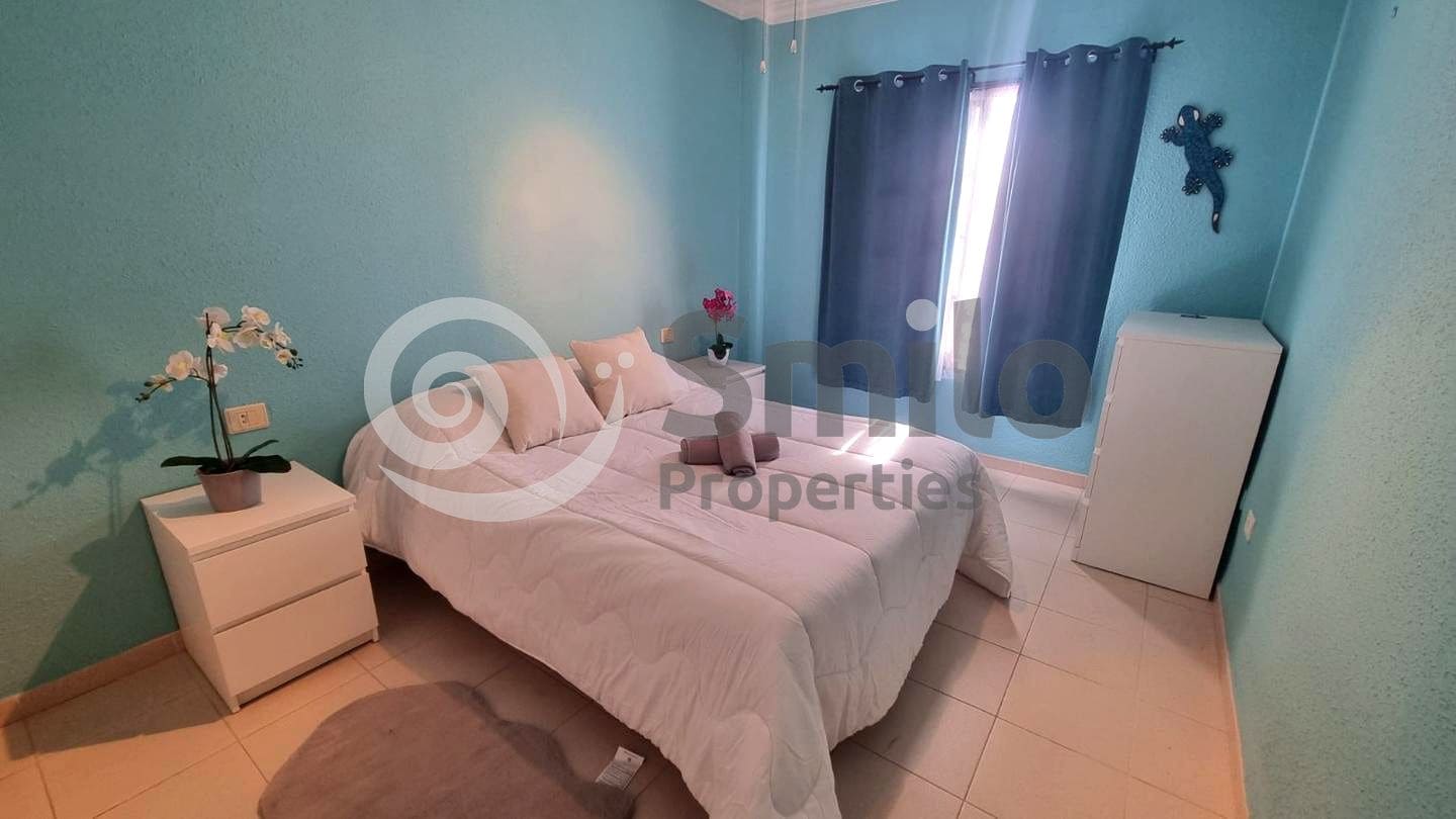 Piso de 1 habitación en Costa del Silencio en venta con piscina - 220.000 € (Ref: 9564008)