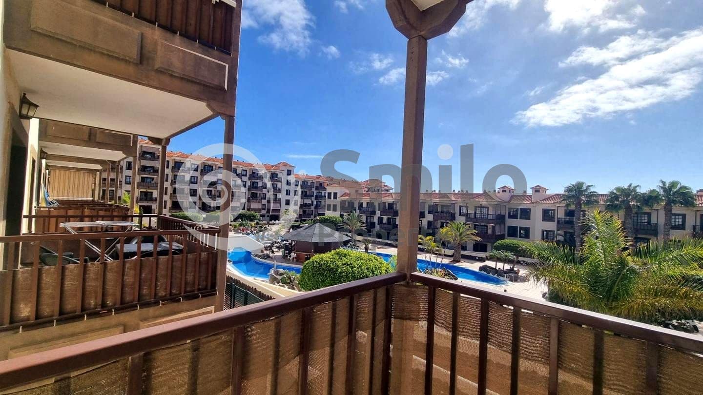 Piso de 1 habitación en Costa del Silencio en venta con piscina - 220.000 € (Ref: 9564008)