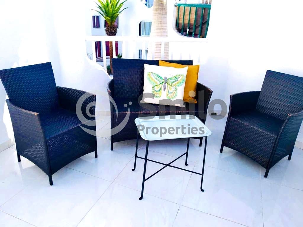 Bungalow de 3 habitaciones en Arona en venta con piscina - 450.000 € (Ref: 9572186)