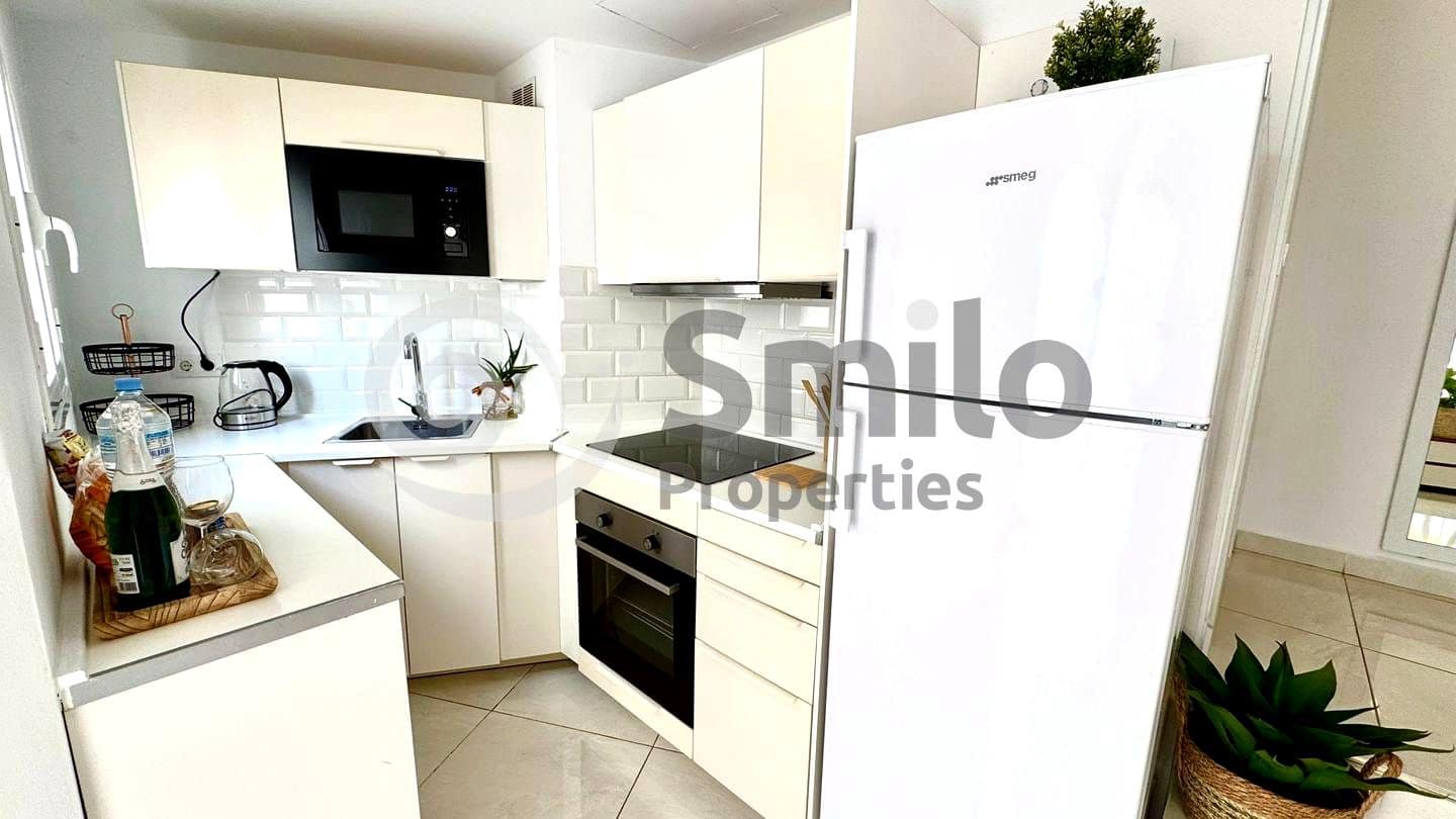 Bungalow de 3 habitaciones en Arona en venta con piscina - 450.000 € (Ref: 9572186)