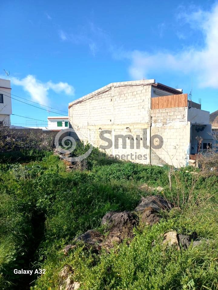 Rakentamaton maa myytävänä paikassa Santiago del Teide - 190 000 € (Ref: 9598143)