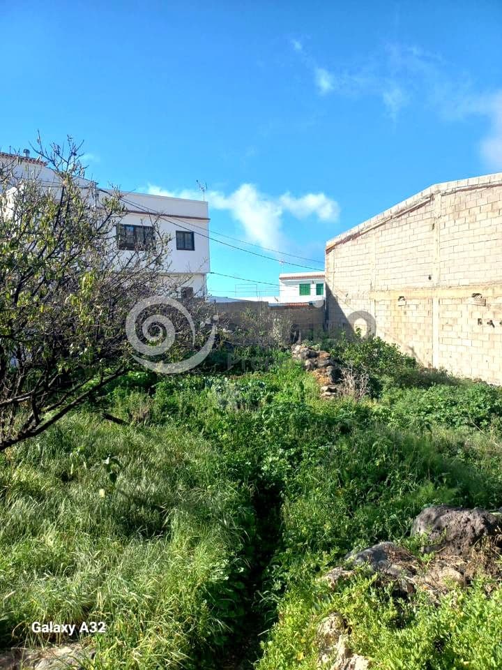 Rakentamaton maa myytävänä paikassa Santiago del Teide - 190 000 € (Ref: 9598143)