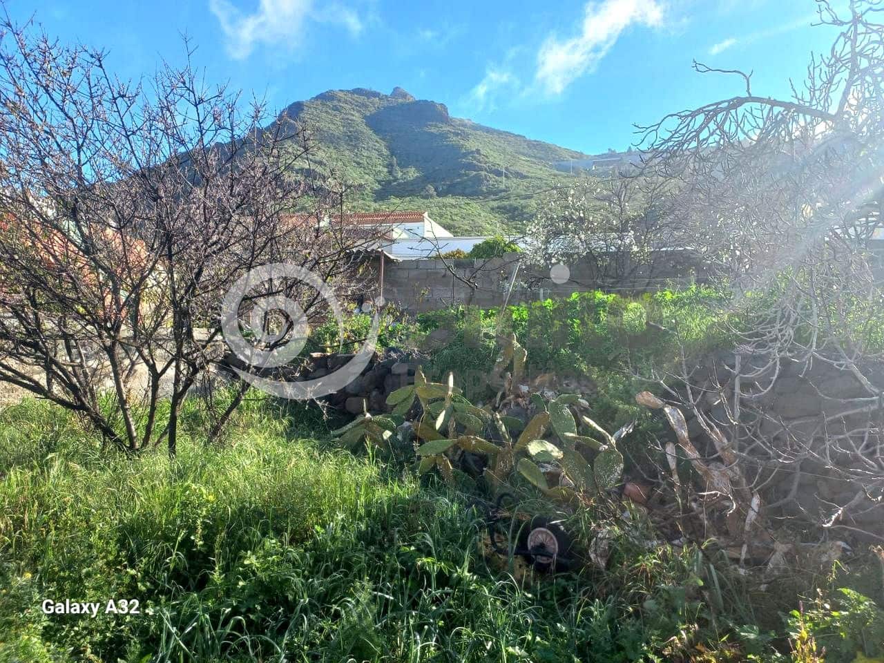 Rakentamaton maa myytävänä paikassa Santiago del Teide - 190 000 € (Ref: 9598143)