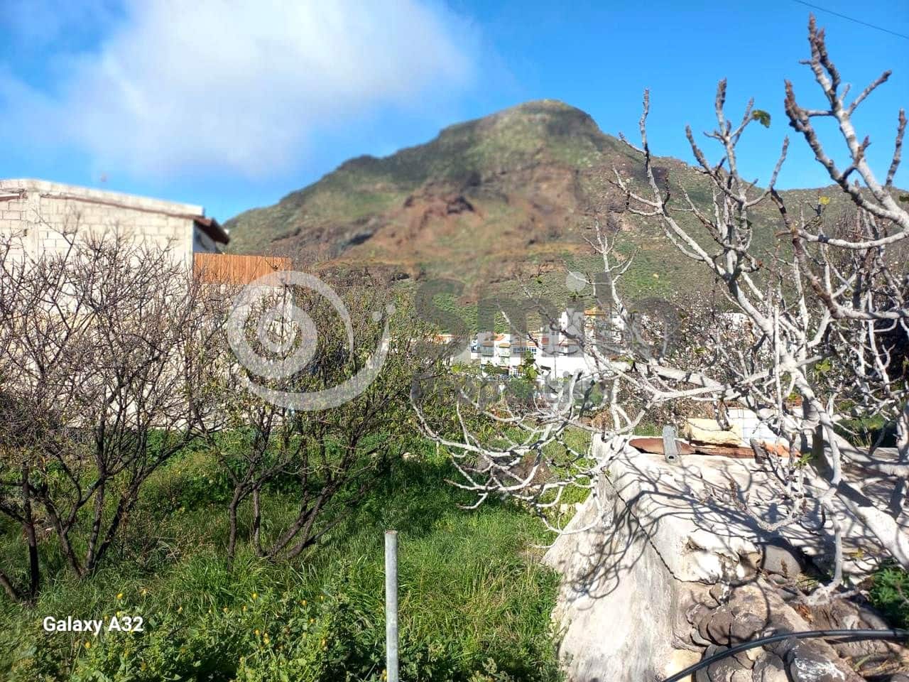 Rakentamaton maa myytävänä paikassa Santiago del Teide - 190 000 € (Ref: 9598143)