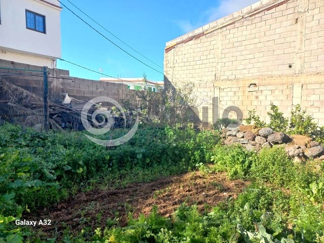 Rakentamaton maa myytävänä paikassa Santiago del Teide - 190 000 € (Ref: 9598143)