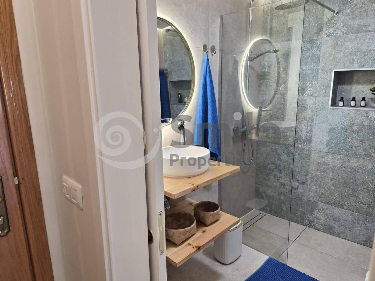 Flat for sale in Puerto de la Cruz with pool garage - € 219,500 (Ref: 9618728)