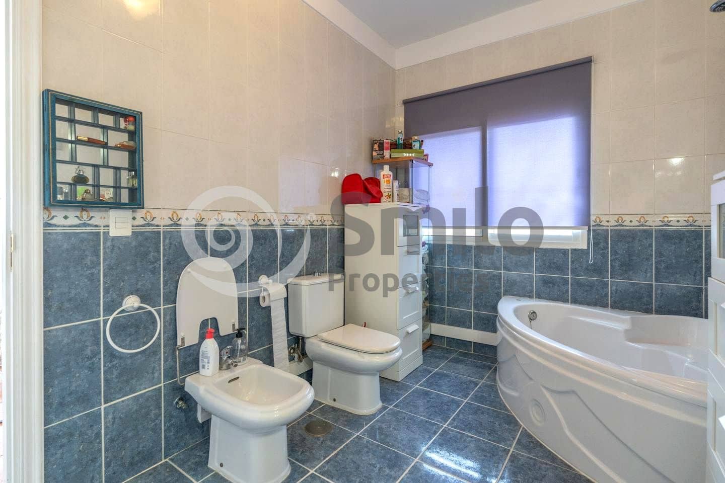 6 makuuhuone Huvila myytävänä paikassa Candelaria mukana uima-altaan 
autotalli - 840 000 € (Ref: 9626935)