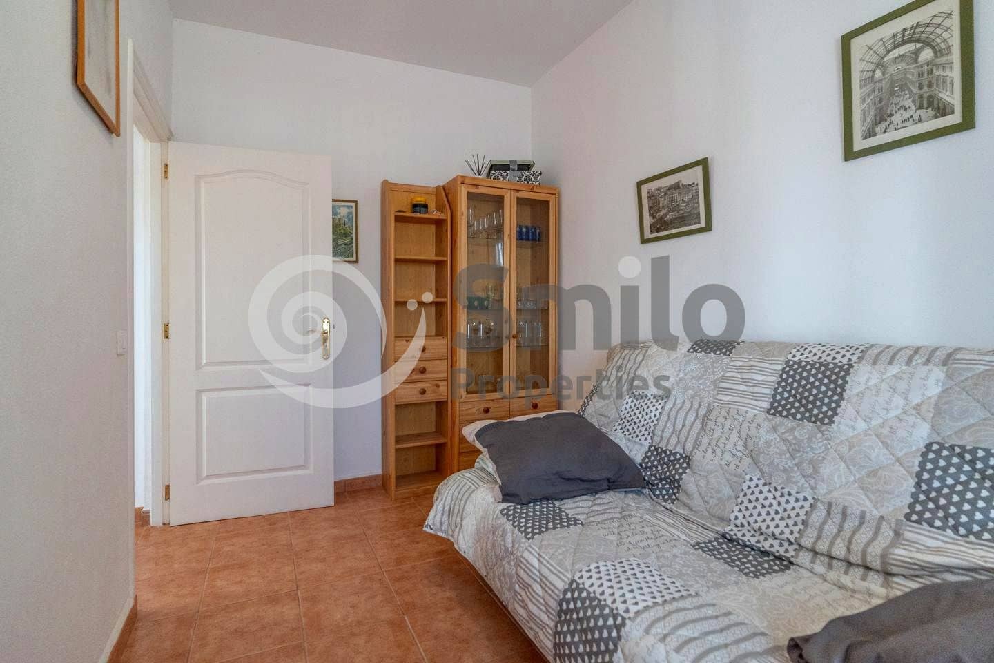 6 makuuhuone Huvila myytävänä paikassa Candelaria mukana uima-altaan 
autotalli - 840 000 € (Ref: 9626935)