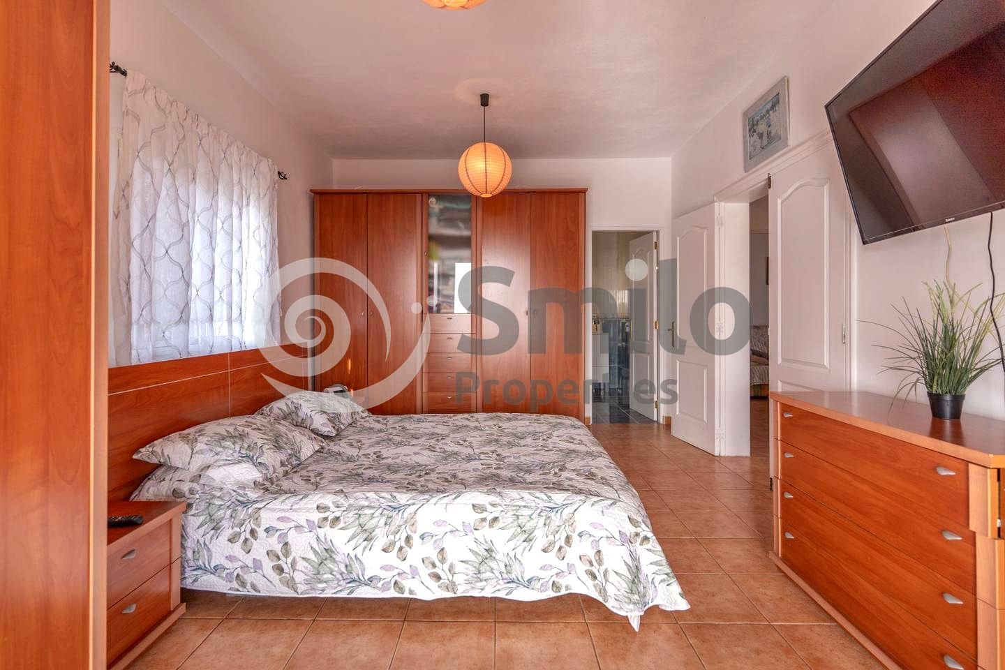 6 makuuhuone Huvila myytävänä paikassa Candelaria mukana uima-altaan 
autotalli - 840 000 € (Ref: 9626935)