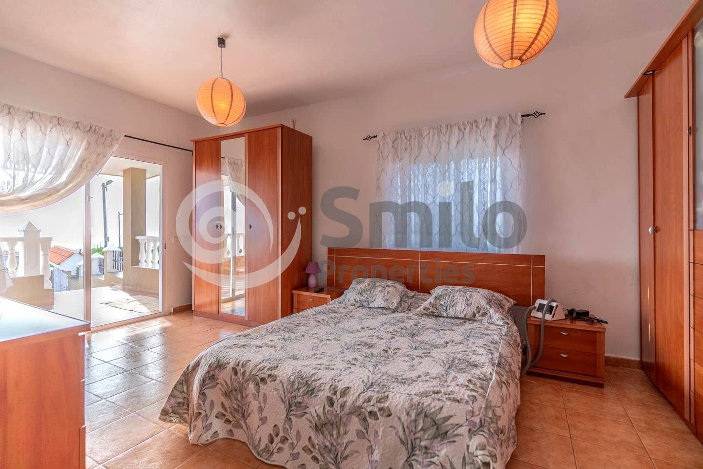 6 makuuhuone Huvila myytävänä paikassa Candelaria mukana uima-altaan 
autotalli - 840 000 € (Ref: 9626935)