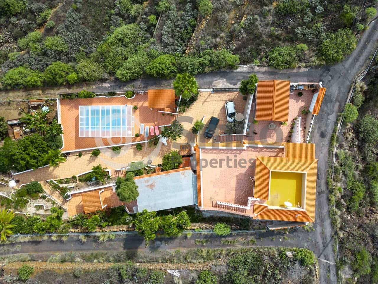 6 makuuhuone Huvila myytävänä paikassa Candelaria mukana uima-altaan 
autotalli - 840 000 € (Ref: 9626935)