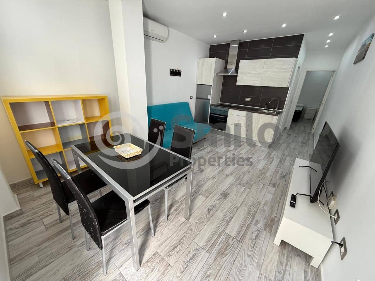 1 quarto Apartamento para venda em Adeje com piscina - 210 000 € (Ref: 9628192)