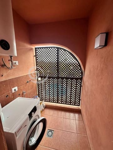 2 sovrum Lägenhet till salu i Costa del Silencio, Arona med pool garage - 279 000 € (Ref: 9628193)