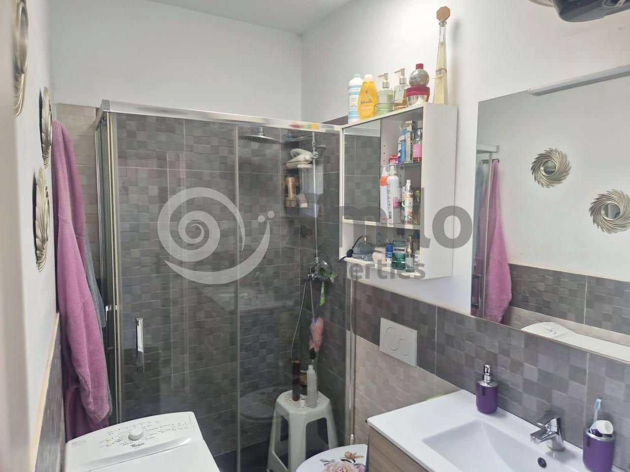 Piso de 1 habitación en Arona en venta con piscina garaje - 165.000 € (Ref: 9632703)