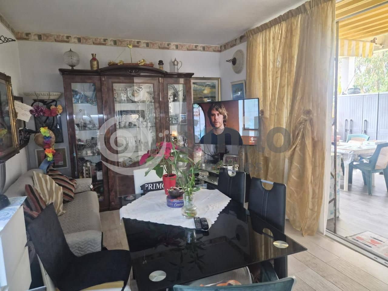 Piso de 1 habitación en Arona en venta con piscina garaje - 165.000 € (Ref: 9632703)