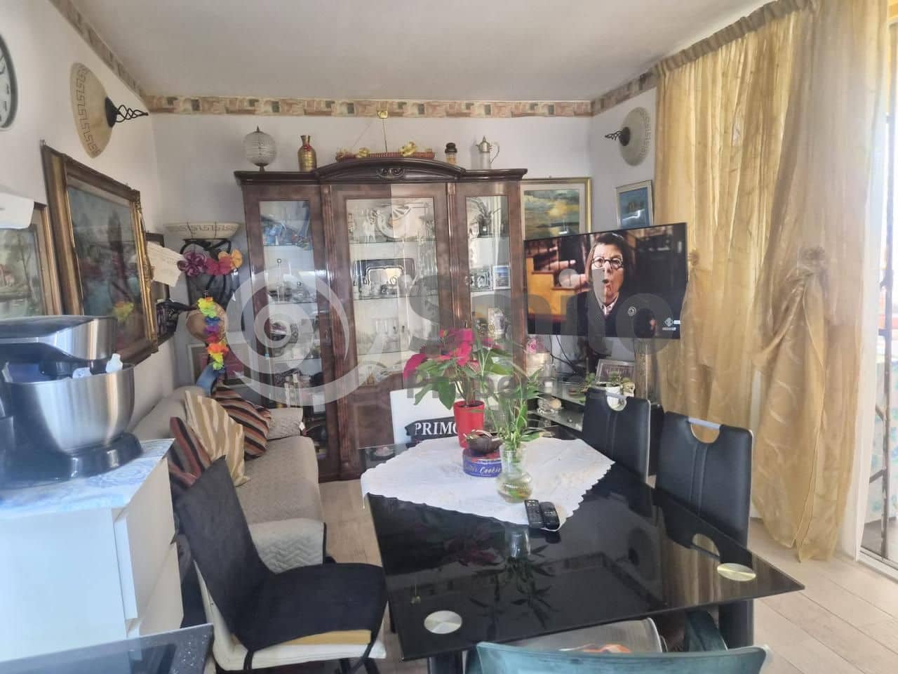 Piso de 1 habitación en Arona en venta con piscina garaje - 165.000 € (Ref: 9632703)