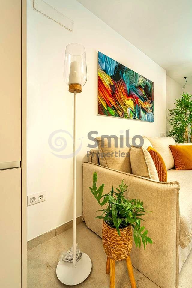 2 slaapkamer Flat te koop in Guia de Isora met zwembad garage - € 401.785 (Ref: 9635213)