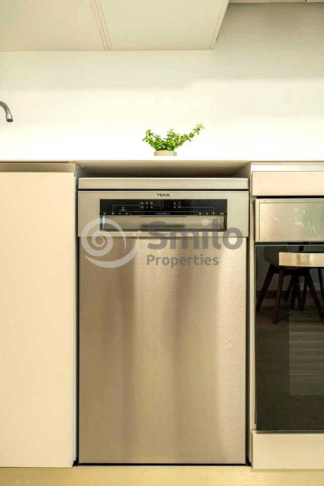 2 slaapkamer Flat te koop in Guia de Isora met zwembad garage - € 401.785 (Ref: 9635213)