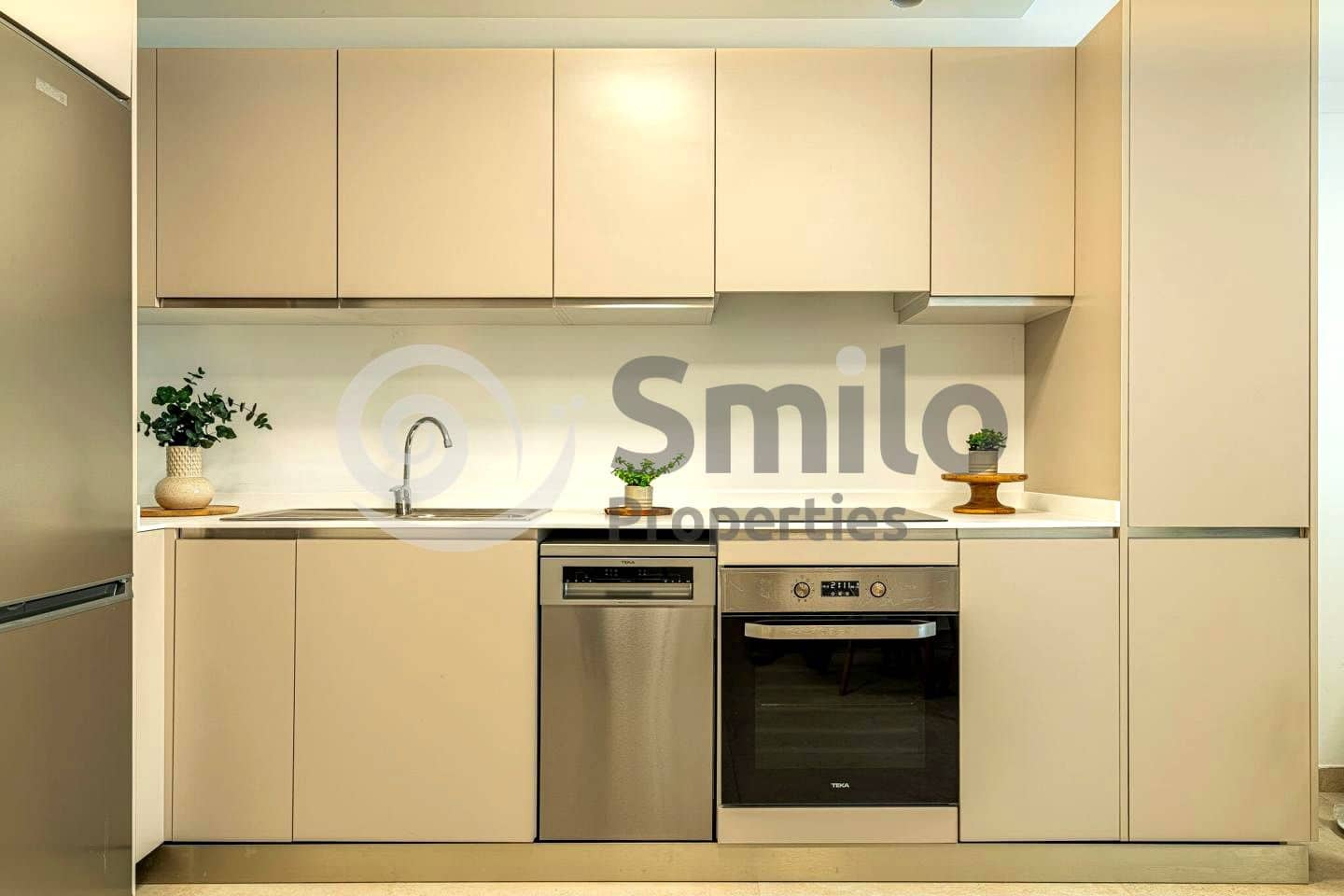 2 slaapkamer Flat te koop in Guia de Isora met zwembad garage - € 401.785 (Ref: 9635213)