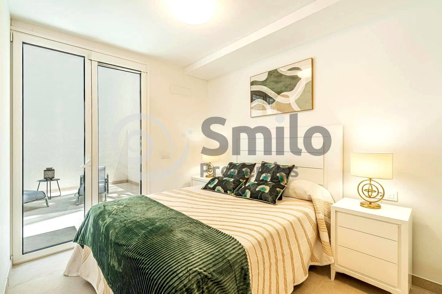 2 slaapkamer Flat te koop in Guia de Isora met zwembad garage - € 401.785 (Ref: 9635213)