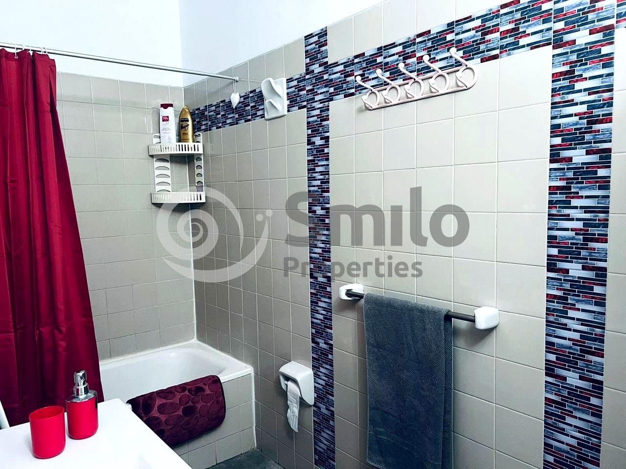 Piso de 1 habitación en Arona en venta con piscina - 189.900 € (Ref: 9659688)