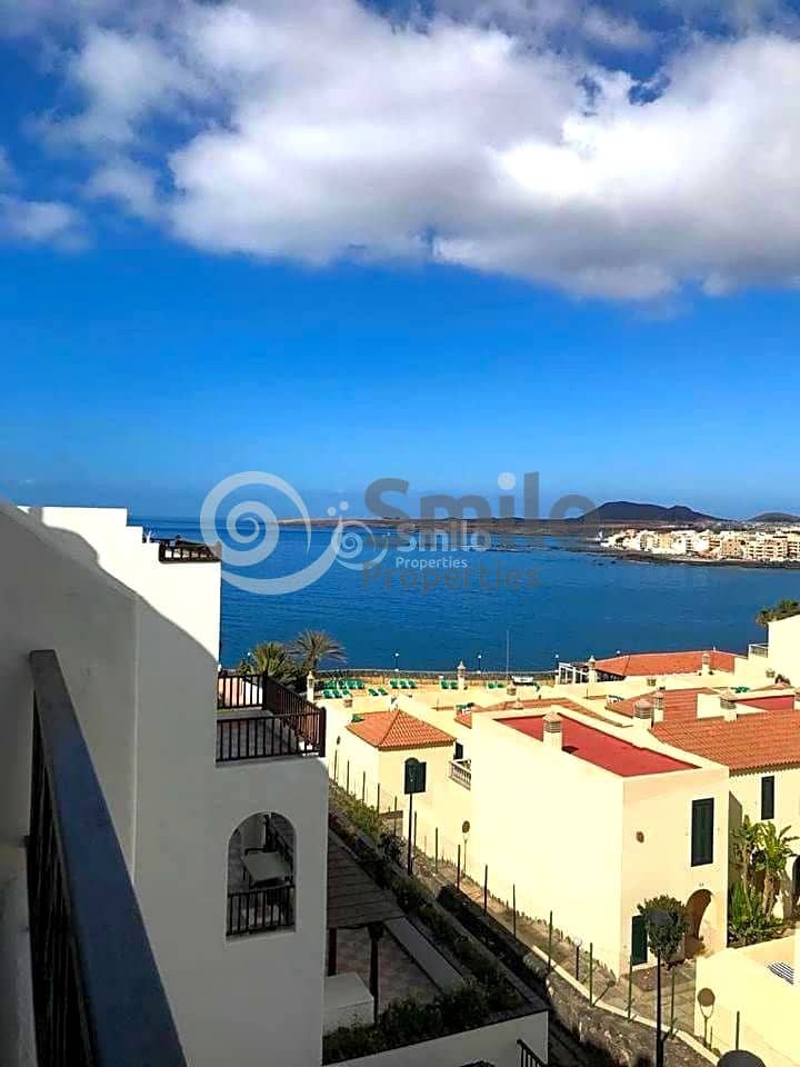 Appartement de 1 chambre à louer à Costa del Silencio avec piscine - 1 450 € (Ref: 9669397)