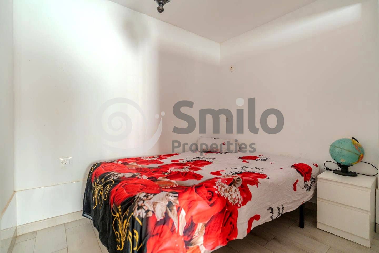 Flat te koop in Costa del Silencio met zwembad - € 139.000 (Ref: 9687671)