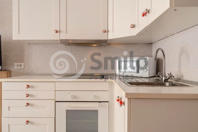 Mieszkanie na sprzedaż w Costa del Silencio, Arona z basenem - 139 000 € (Ref: 9687671)