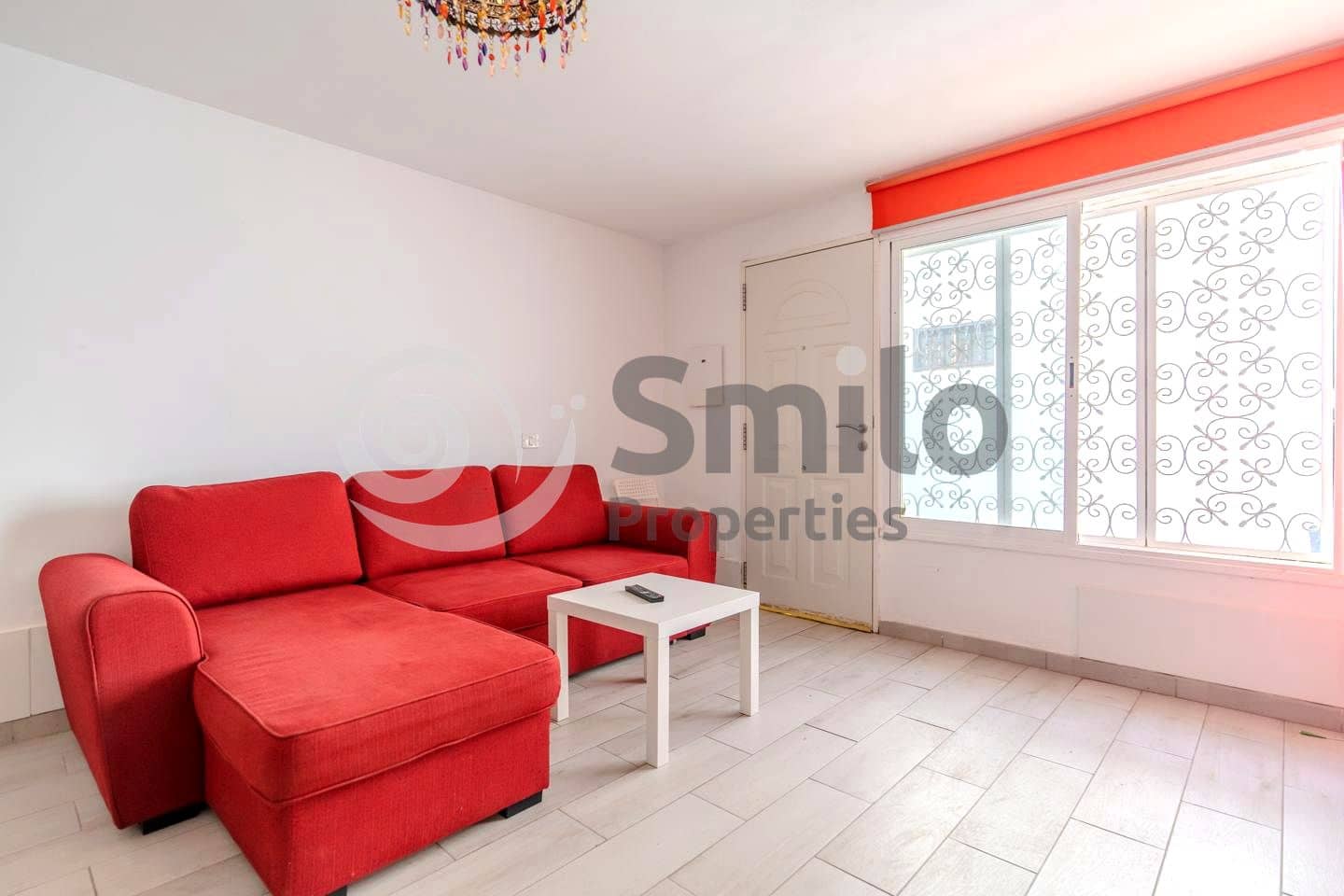 Flat te koop in Costa del Silencio met zwembad - € 139.000 (Ref: 9687671)